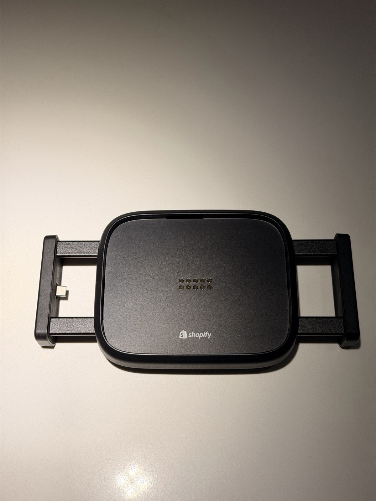 Shopify POS iPad Terminal – Countertop Kit – Card Reader & Stand