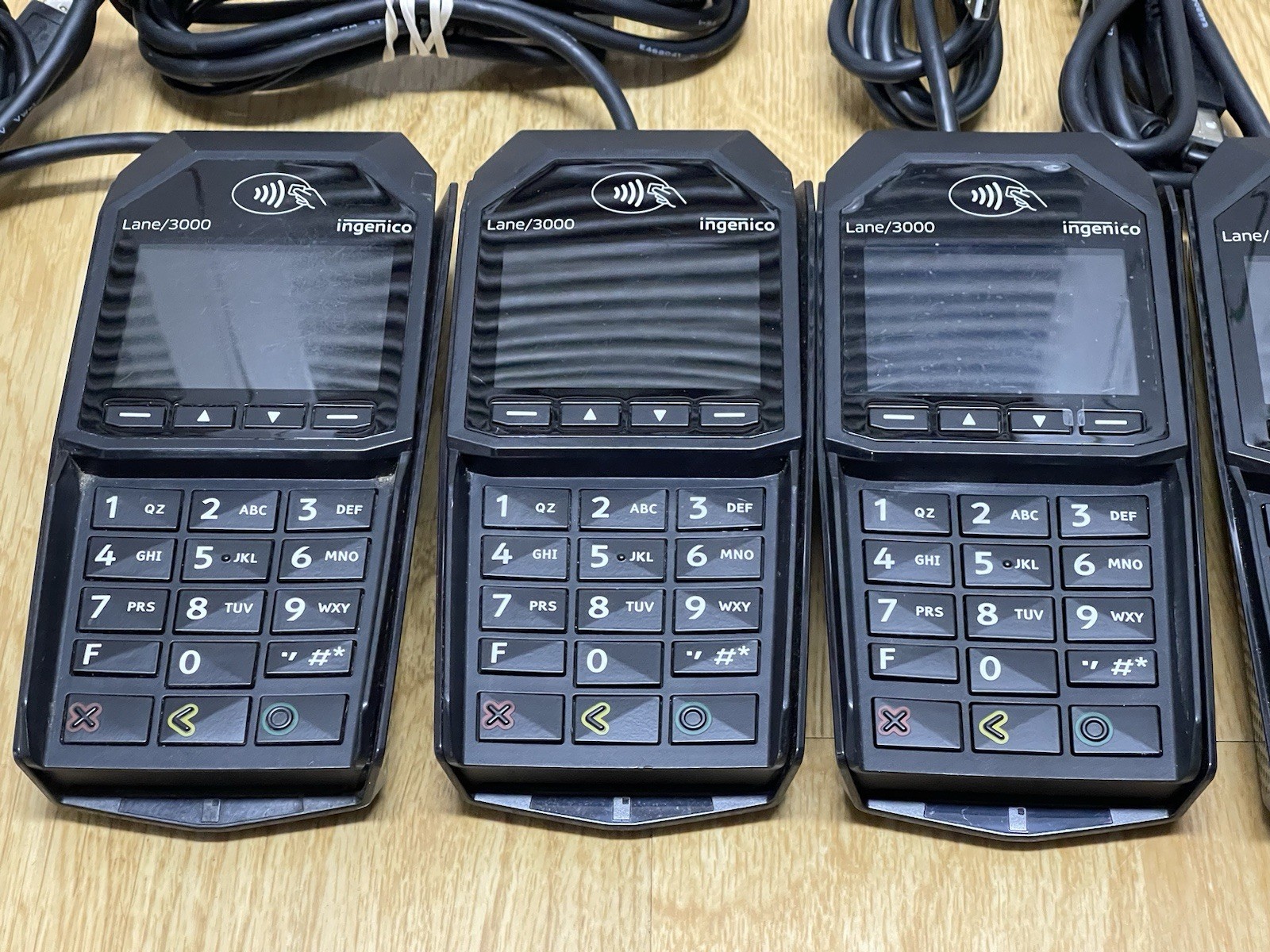 Lot of 6 Ingenico Lane/3000 Payment Terminal Credit Card Ethernet TRD30110877B