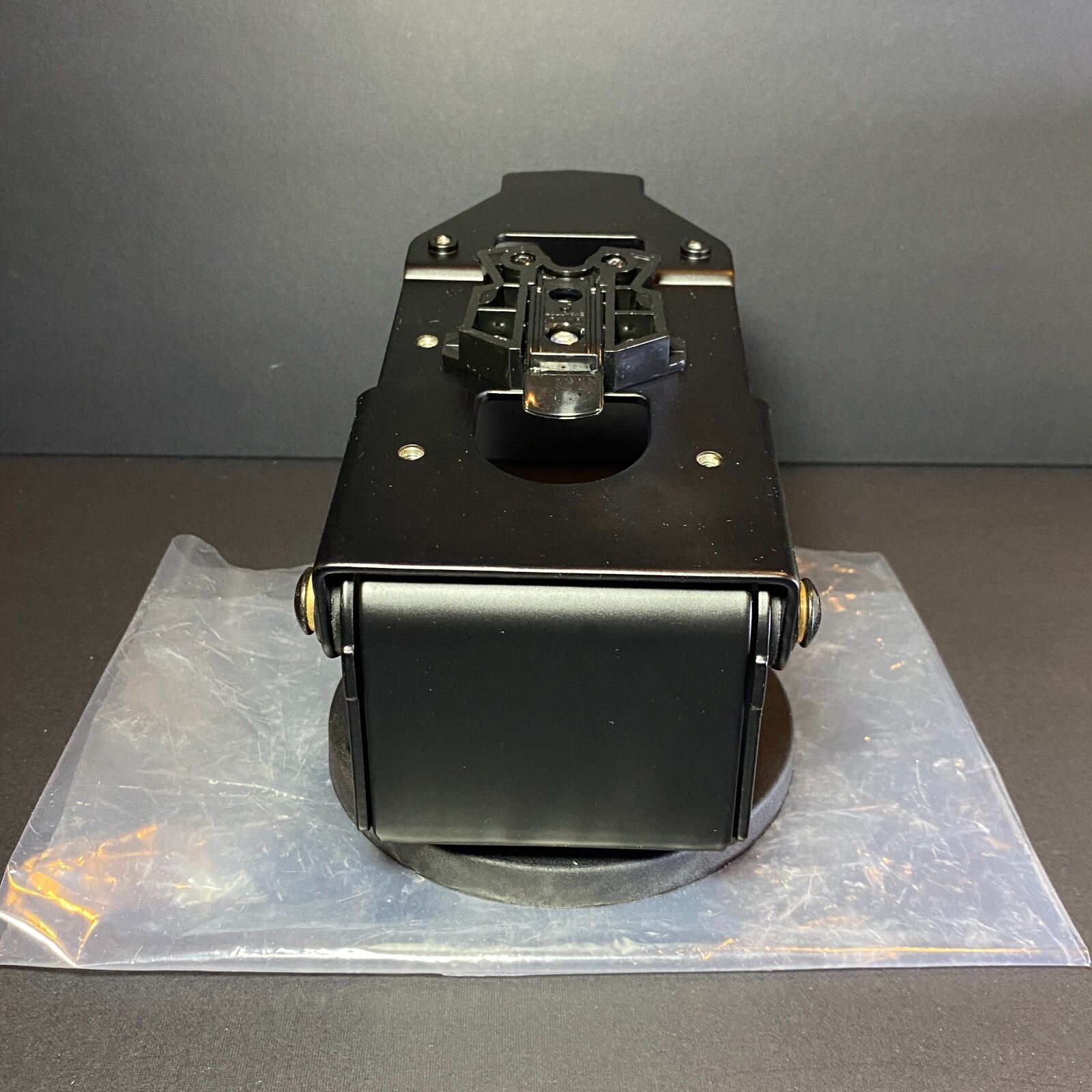 Havis 367-4531 Low Contour Stand 8-90 Degree Center Hole Swivel LAN 7000