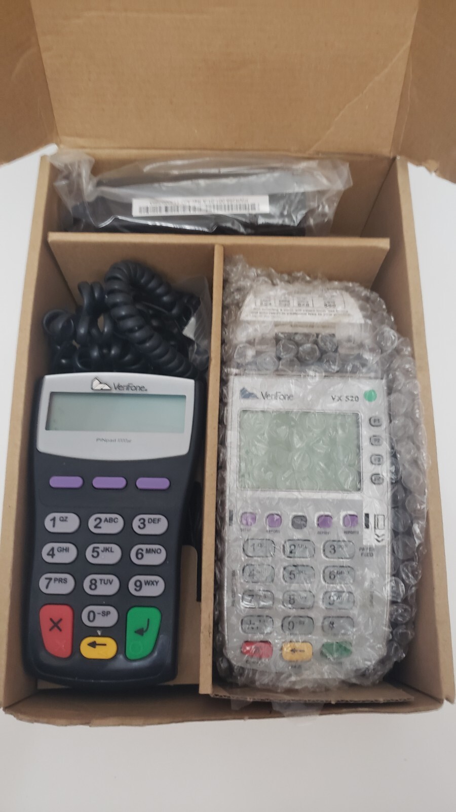 VeriFone Vx520 with 1000SE EMV Credit Card Machine M252-103-03-NAA-2