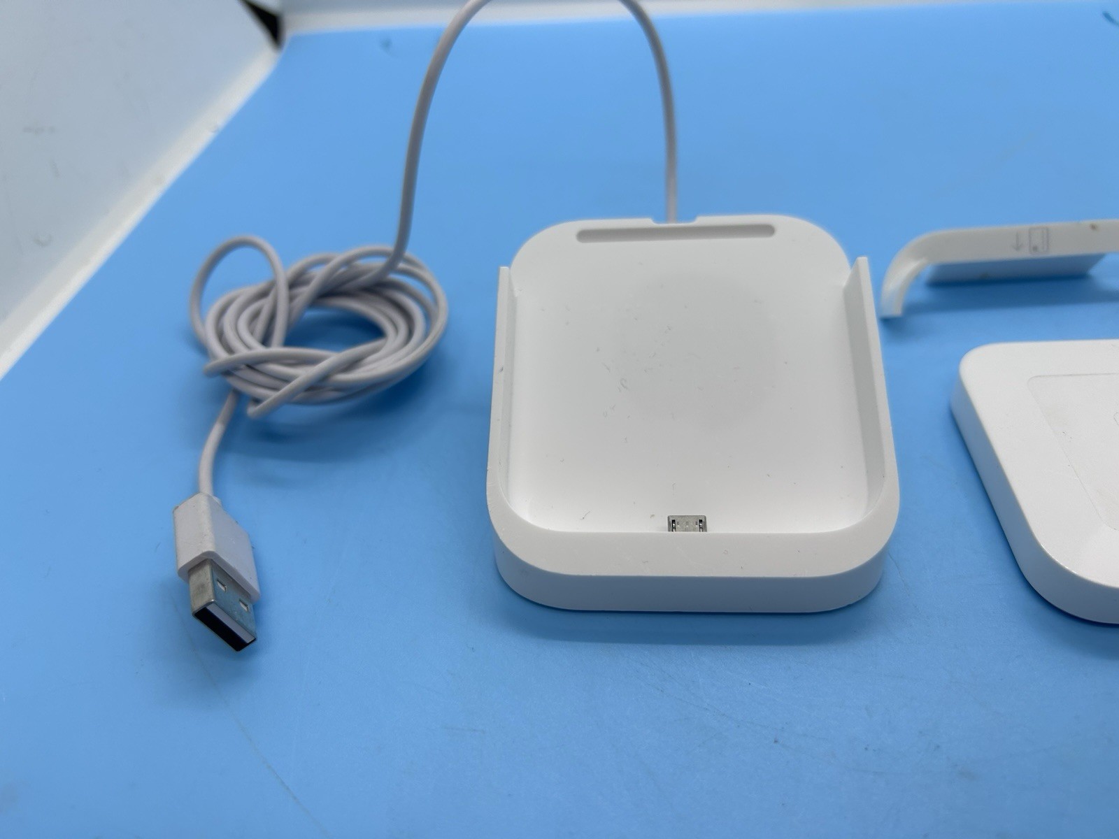Square Credit Card Reader For Contactless Chip Model S6. W/Square USB Dock S7