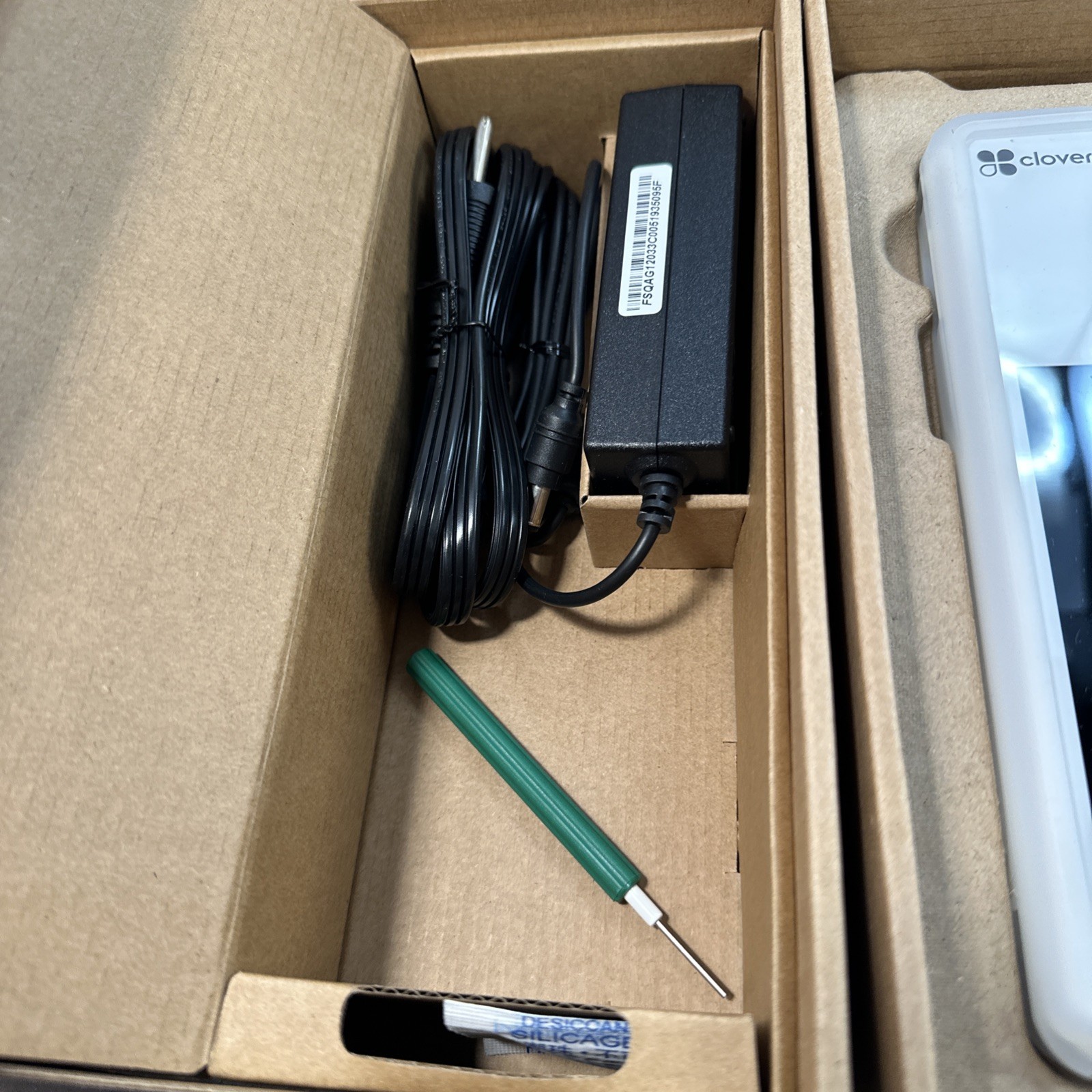Clover Flex LTE C401U
