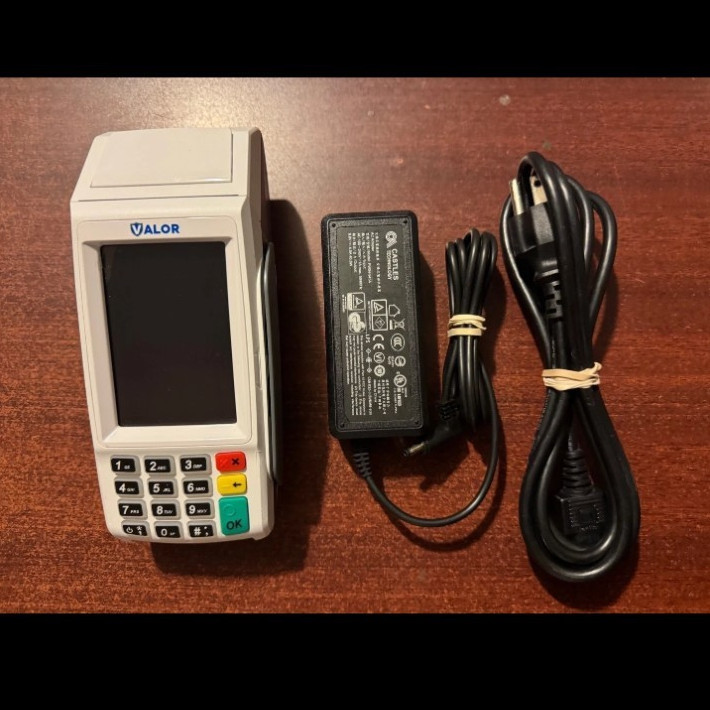 Valor VL100 Wired Credit Card Terminal POS Reader w/ Power Adapter, Android