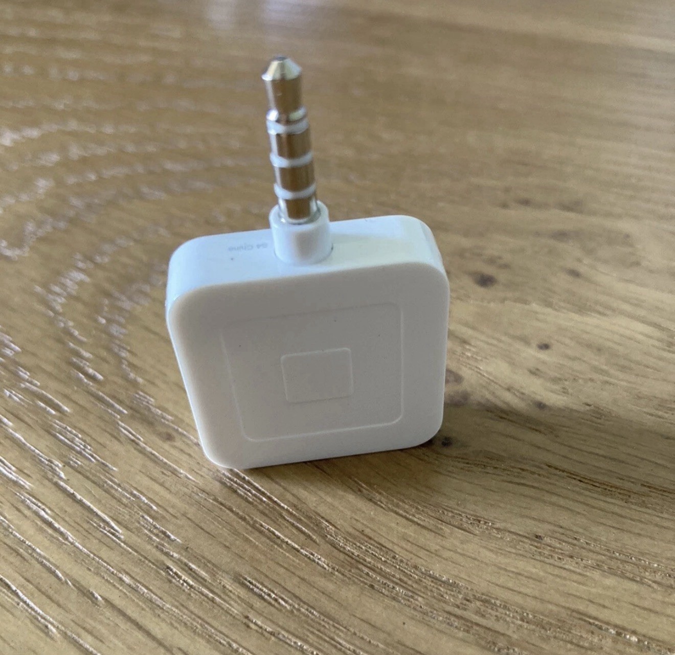Square A-PKG-0223-04 Credit Debit Card Reader – White for Apple iPhone