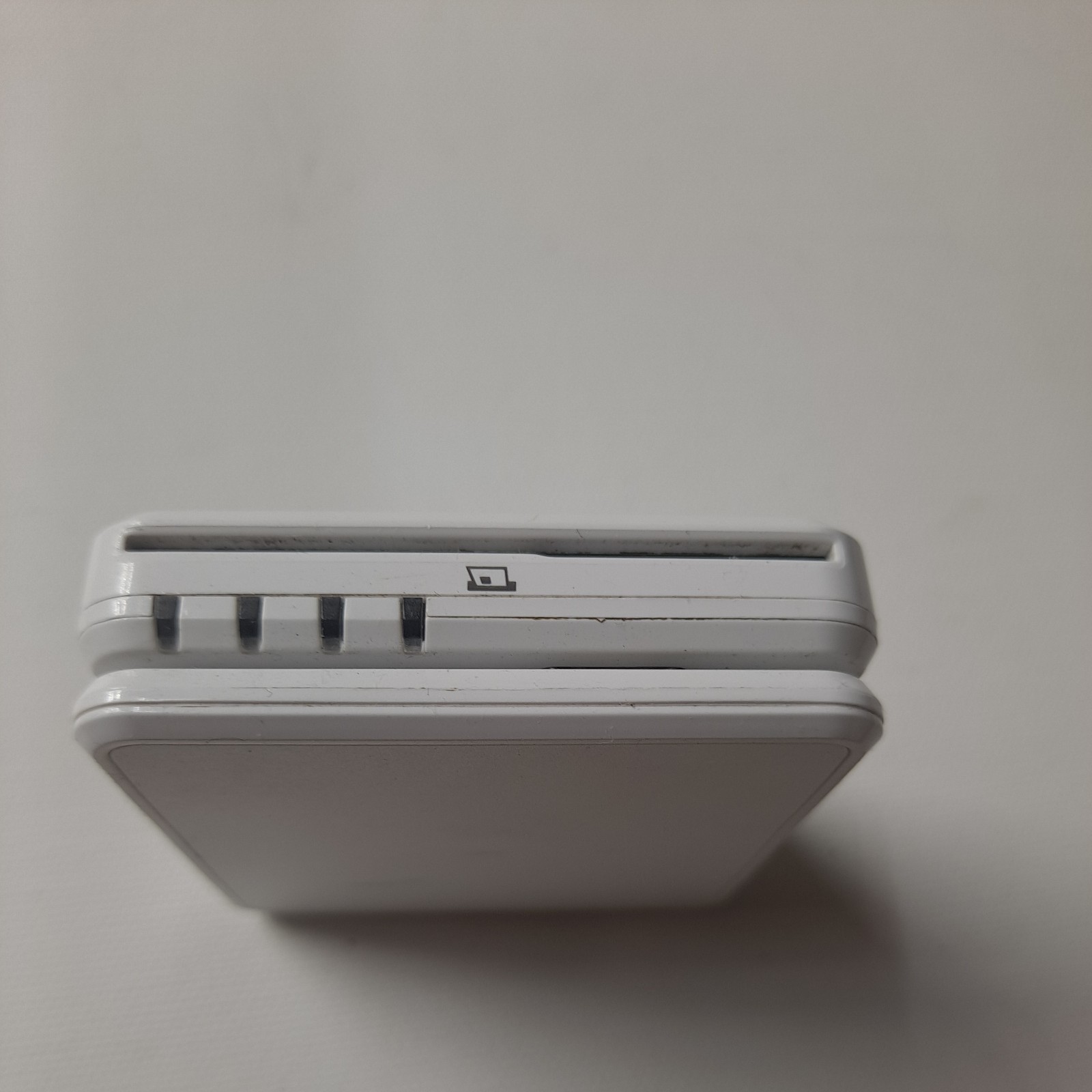 Clover Go RP457 Contactless + Chip + Swipe Card Reader in White