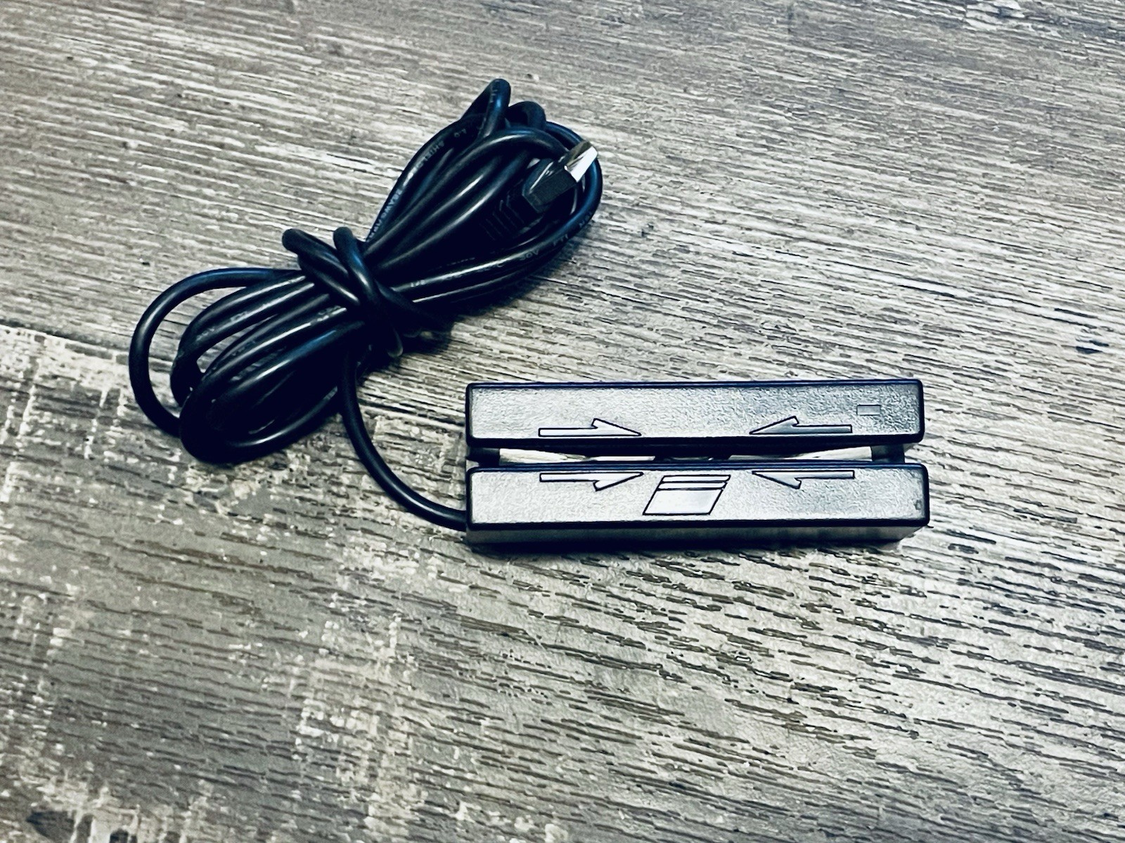 Magtek Mini USB Credit Card Reader Dual Track (Black) 21040110