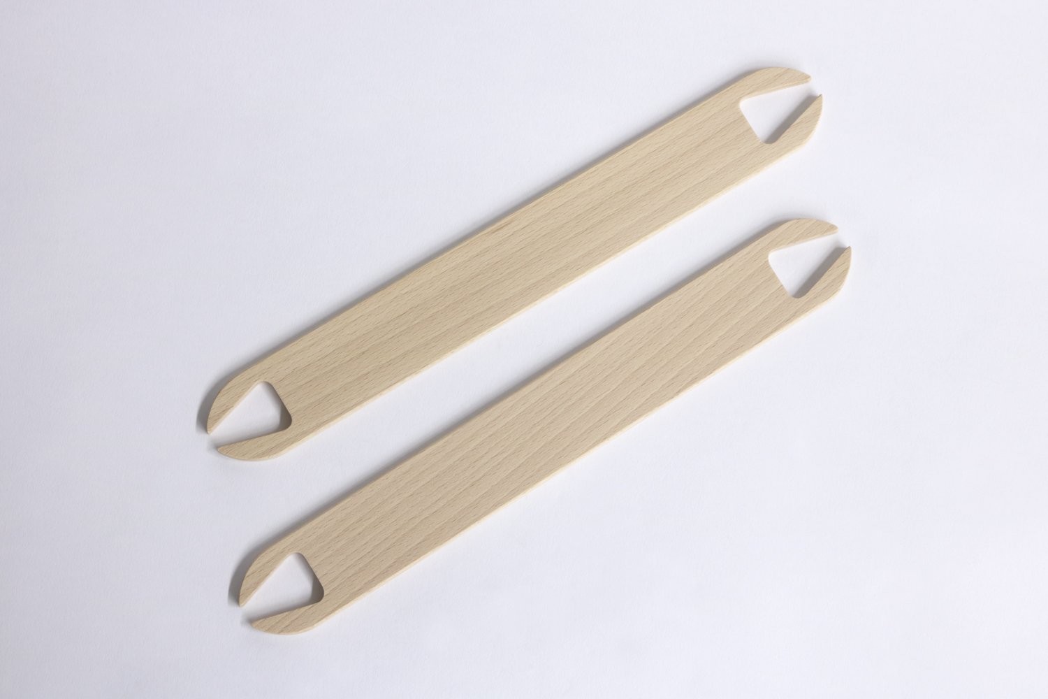Clover Saikiori Shuttle (Small) – 2 Pieces
