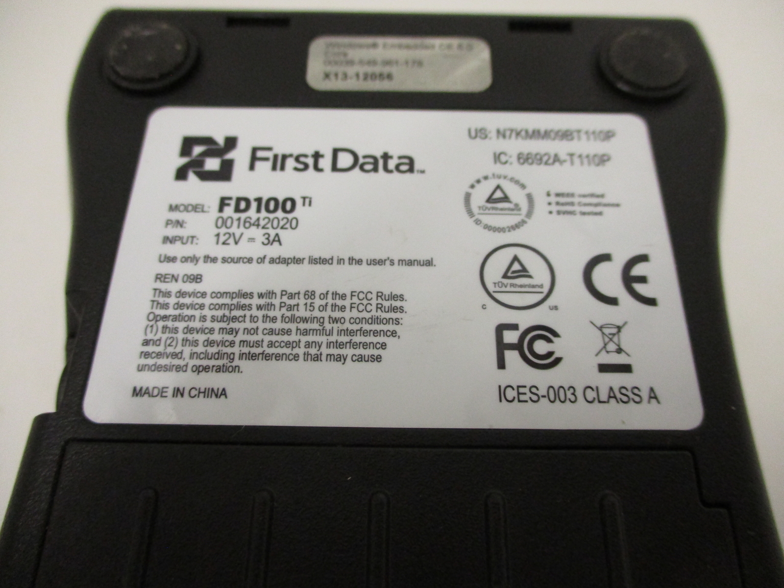 FIRST DATA FD100 / 001642020 CREDIT CARD READER