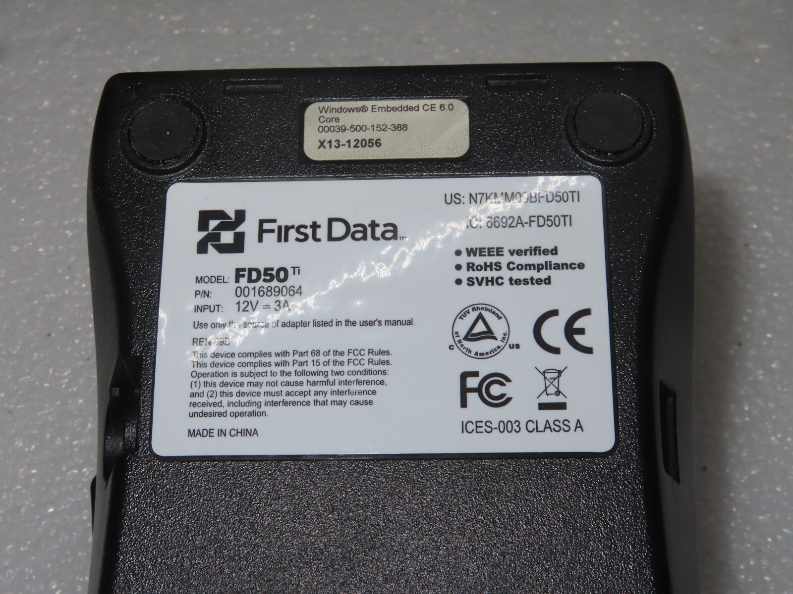 First Data FD50 Credit Card Terminal With Power Cords – Excellent