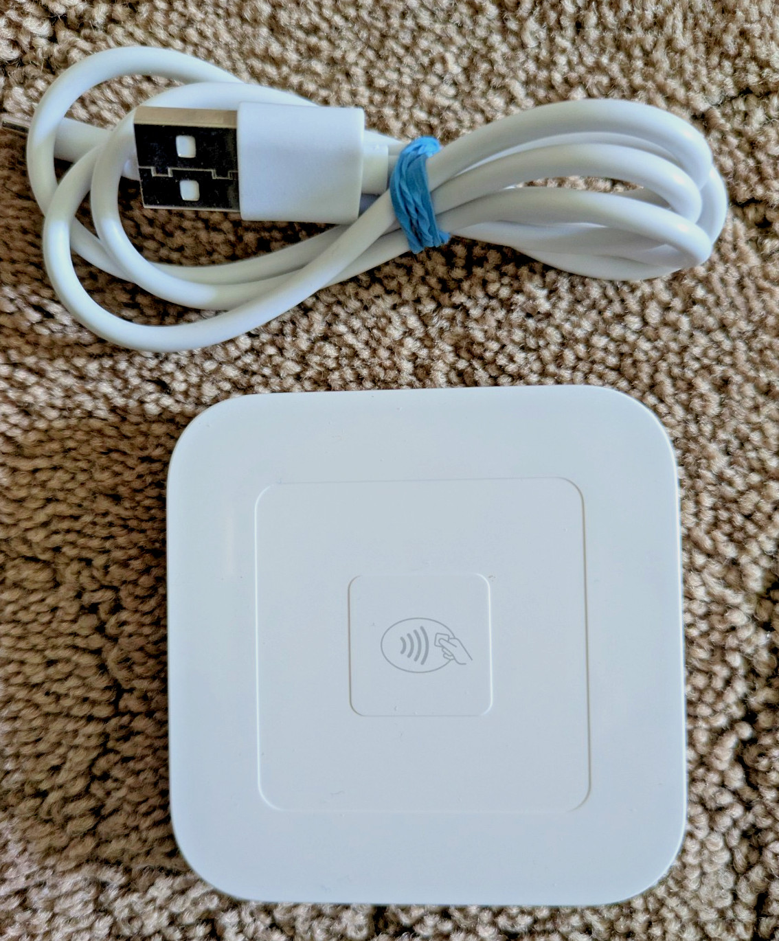Square Contactless & Chip Reader 2nd Gen SPC2-01 Bluetooth Card Reader w/Cord
