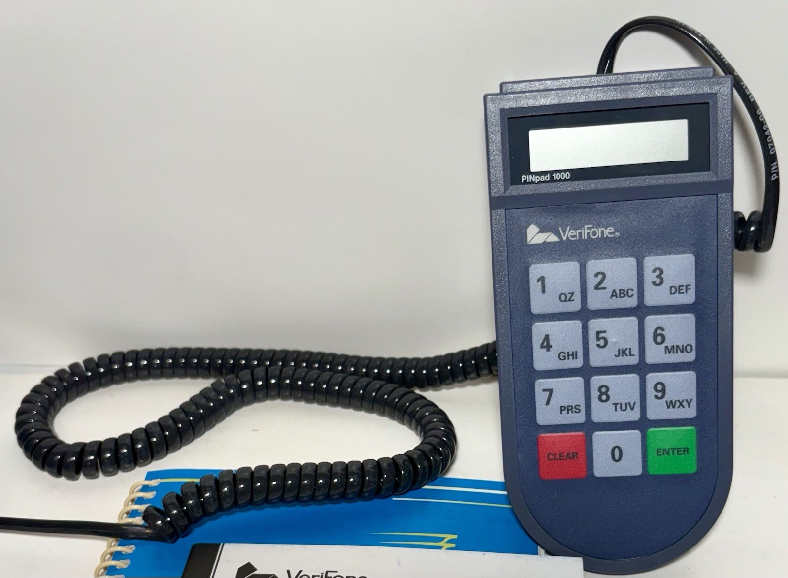 VERIFONE OMNI 3200 BRAND NEW IN ORIGINAL OPENED BOX