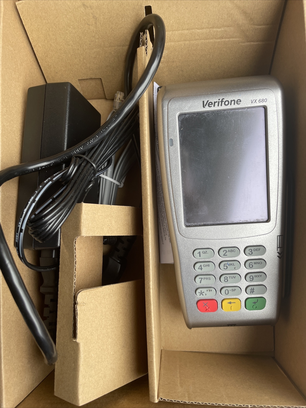 Verifone VX 680 3G Silver Handheld Wireless Credit Card Terminal