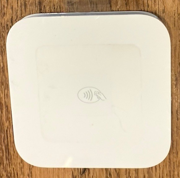 Square Contactless Credit Card Chip Reader Model S6 – White – No Cord No Box
