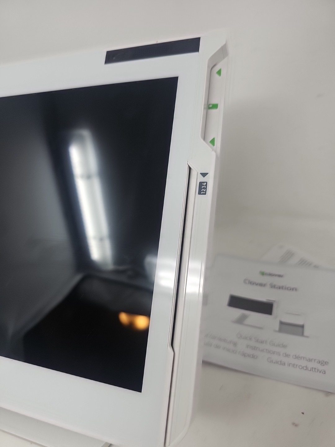 Clover Station C500 POS Point of Sale System With Power Supply And Hub Locked