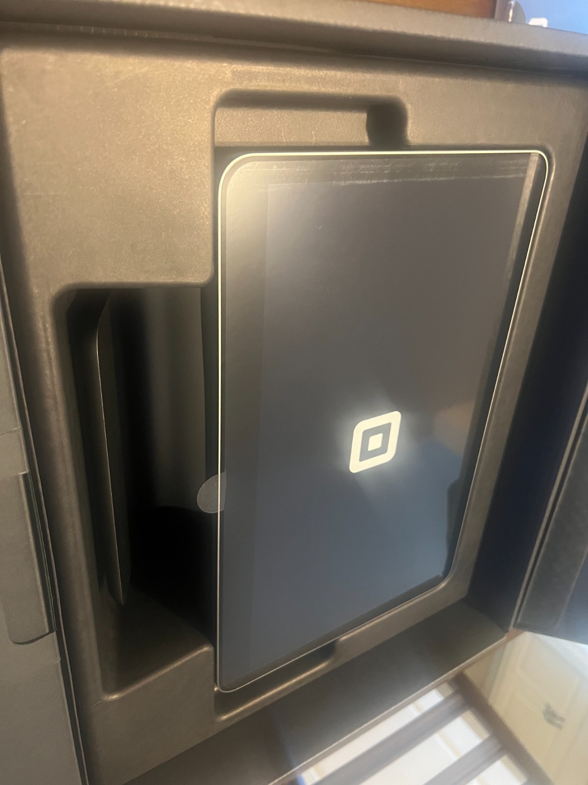 Square POS bundle- Register, receipt printer, and cash box with 2- keys.