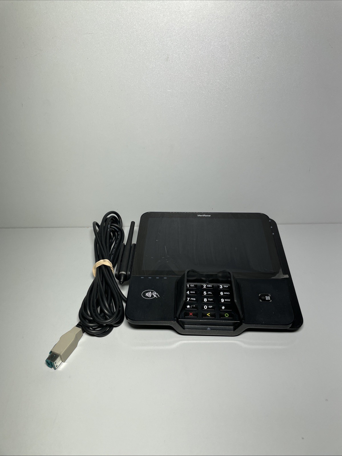 Verifone M440 Multilane Credit Card Terminal, 8″ Display M379-122-20-WWA-5