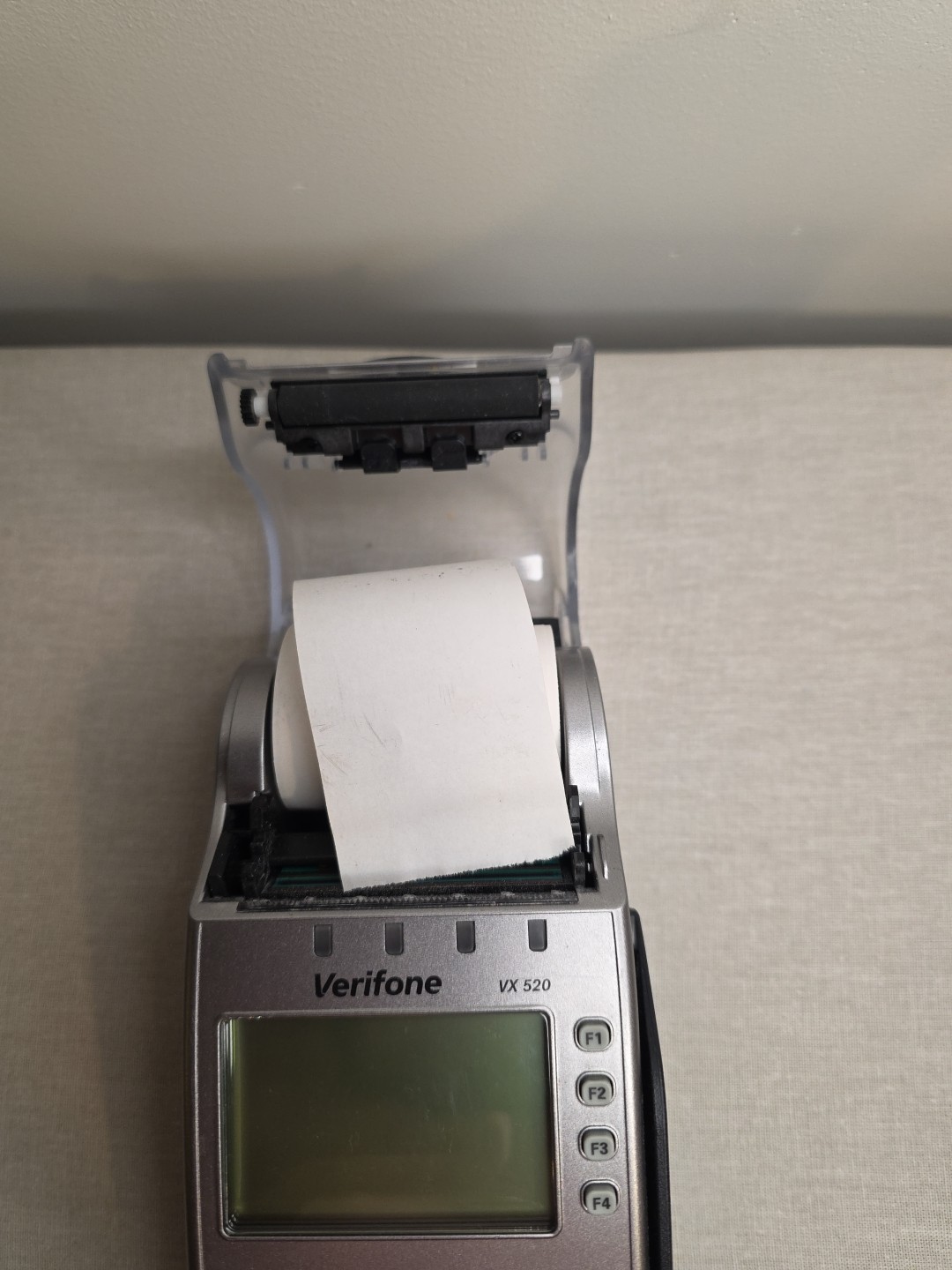 VeriFone VX 520 VX520 EMV Credit Card Machine – Untested – NO Power Cord