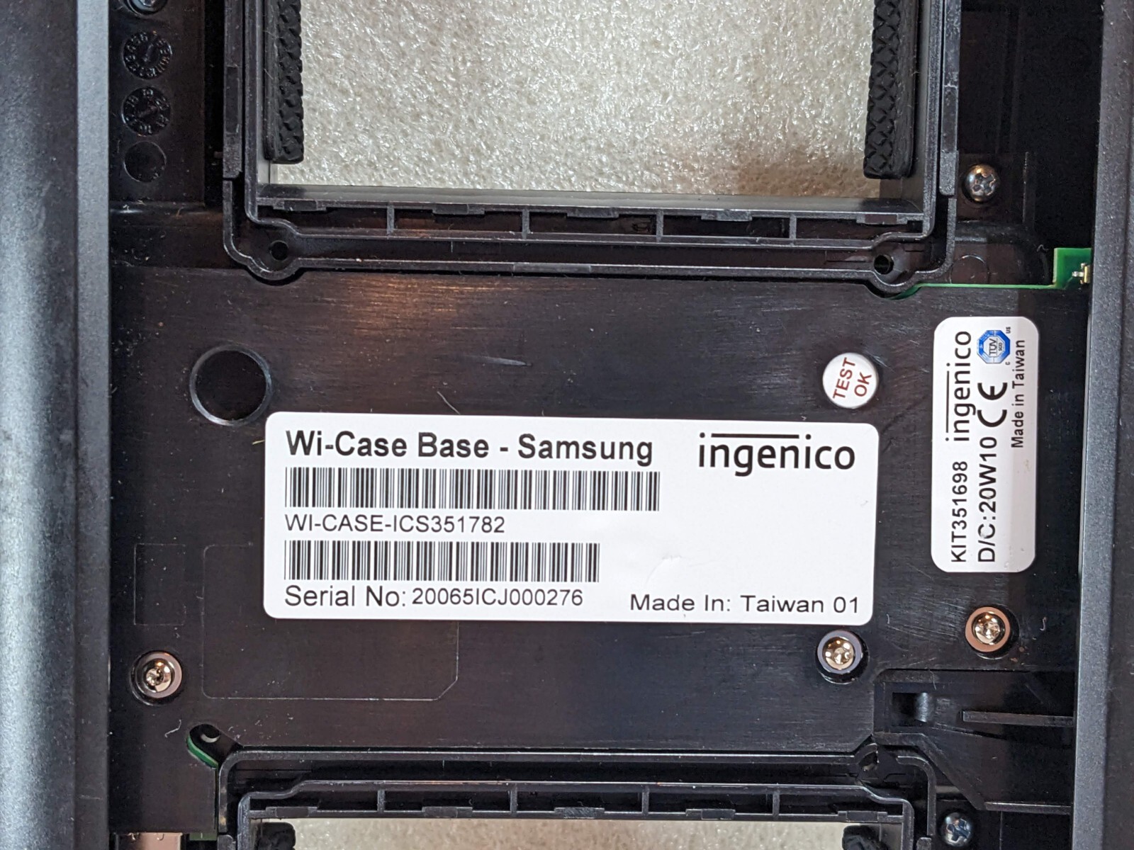 Ingenico iSMP4 POS Payment Terminal Reader IMP657-11P3554C + Wi-Case Base