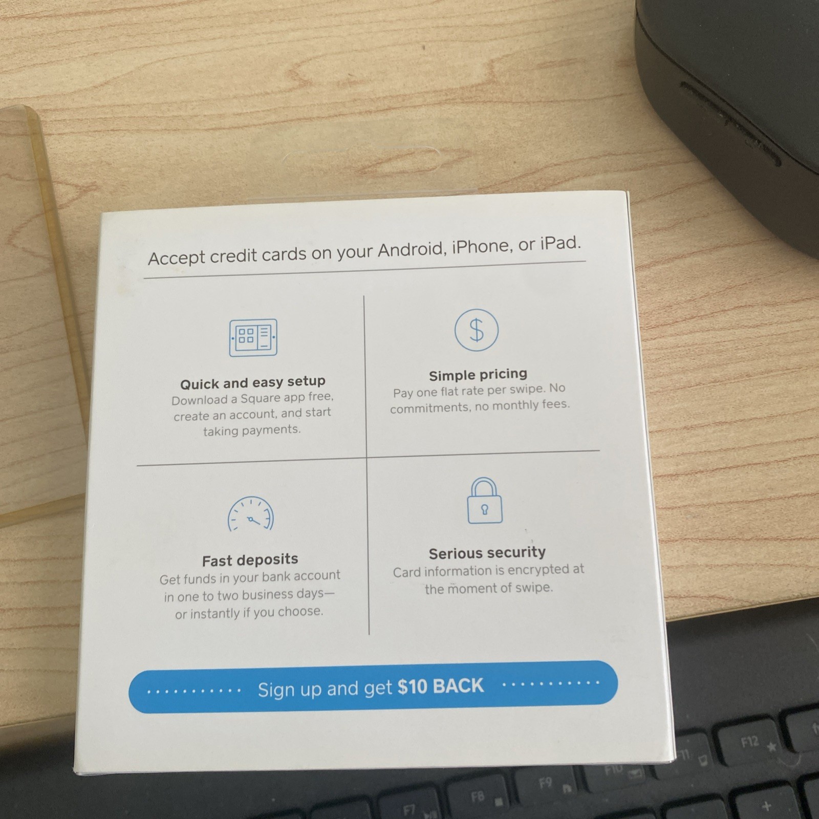 Square Credit Card Reader for iPhone, iPad and Android Magstripe Headset Jack