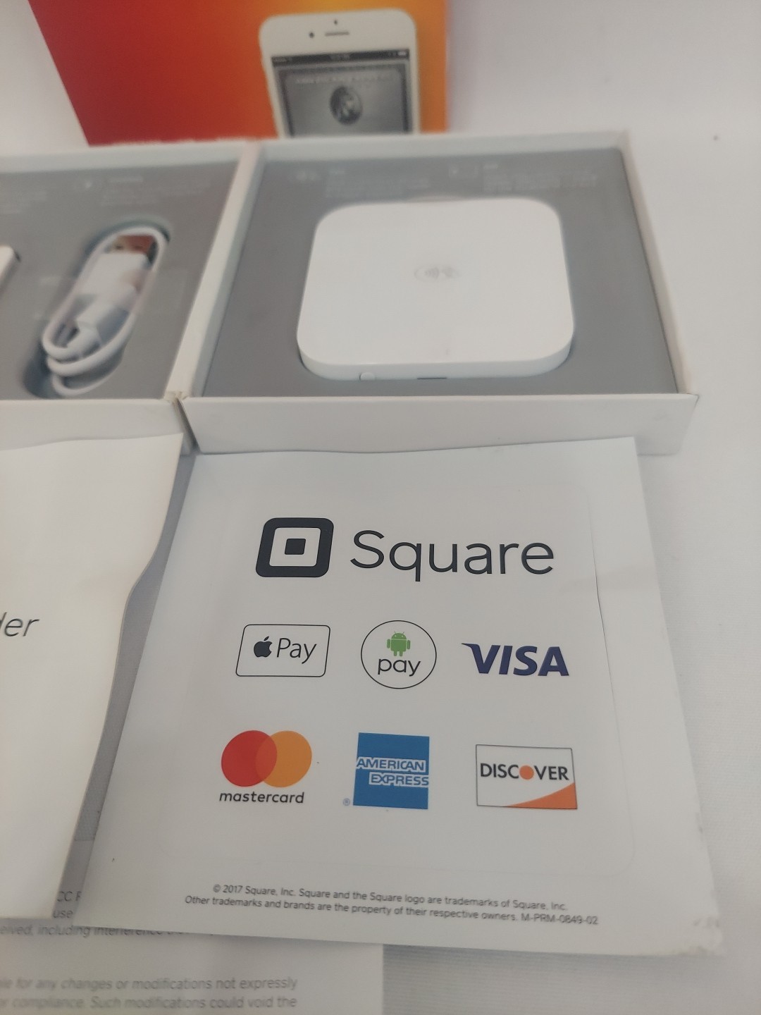 Square Credit Card Reader Contactless Payment Terminal MPN S8 Model S8 EUC LN