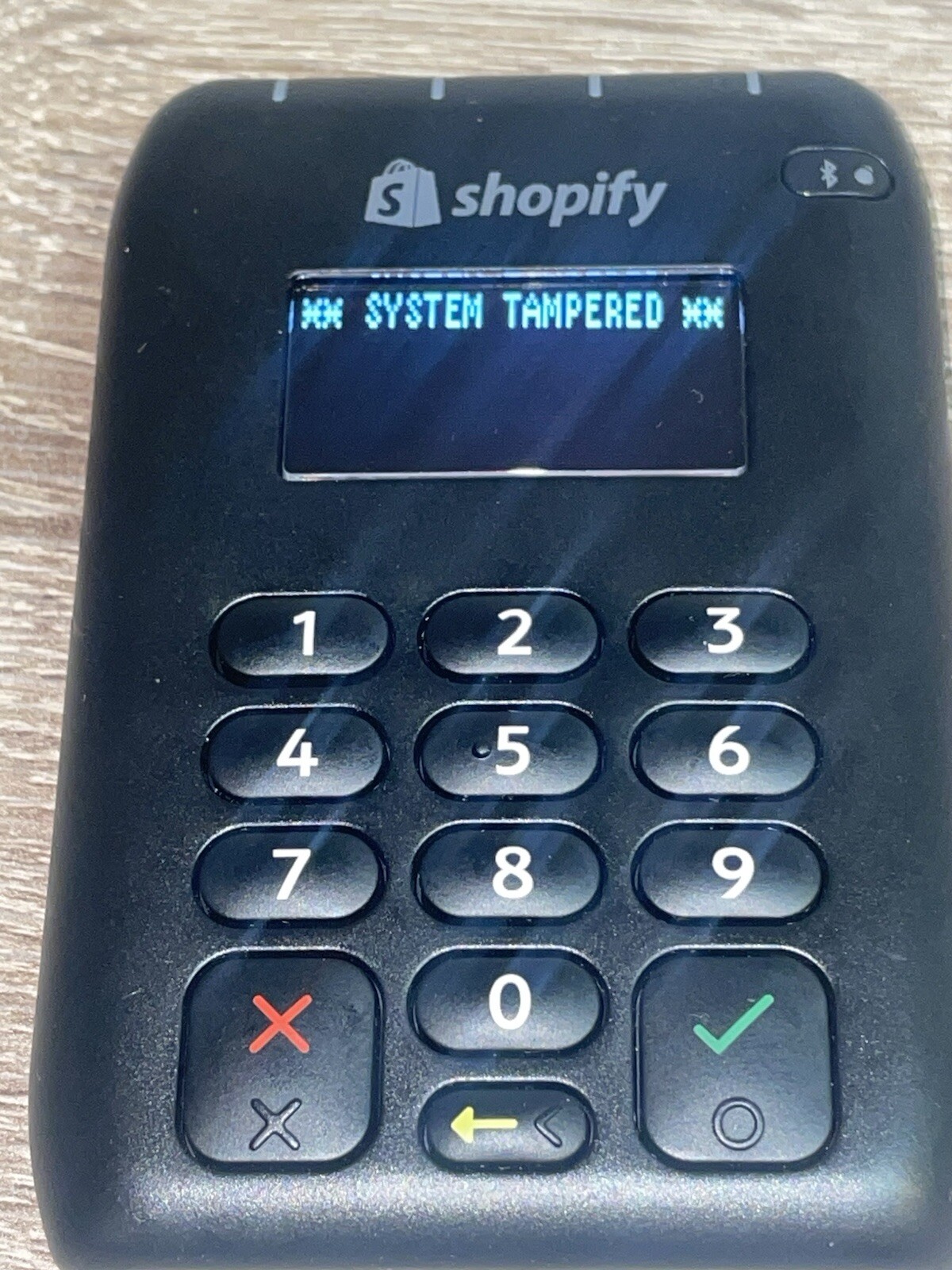 Miura Shopify M010-PROD30-V2-2 Portable Bluetooth Card Reader read Descrip (#8)