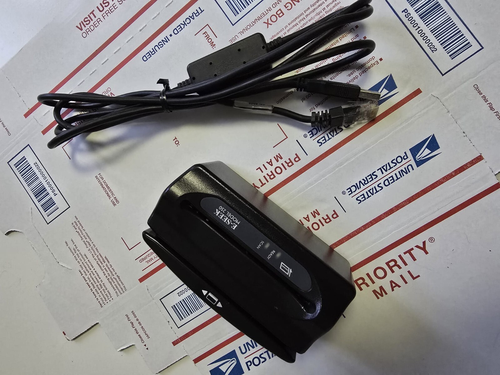 E-seek Model 250 2D Barcode MSR ID Reader Scanner With CN6000 USB Smart Cable