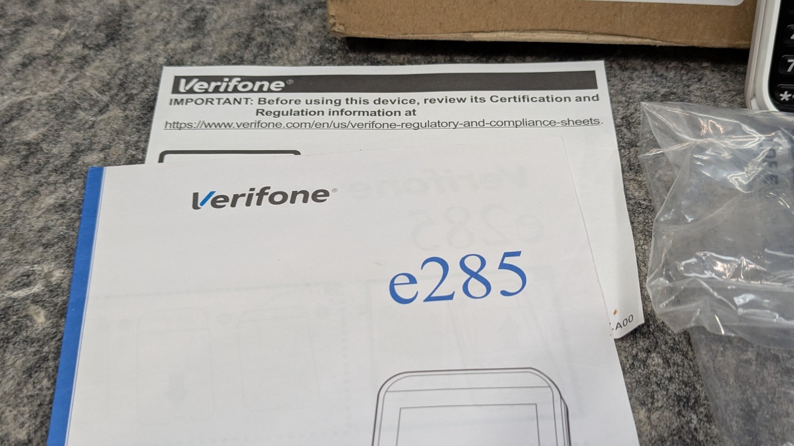 Verifone E285 M087-500-14-WWA Mobile Payment Device Wi-Fi/BT 512MB