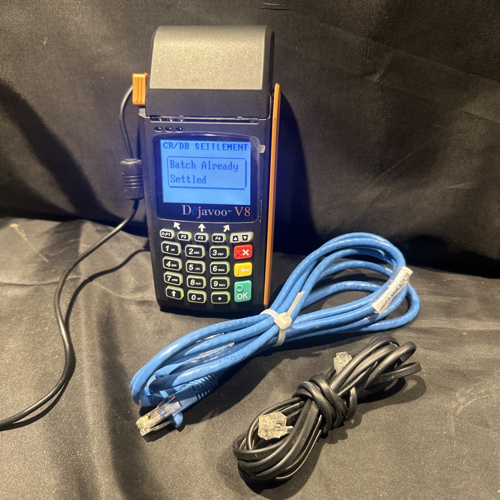 SHIPS FREE Dejavoo V8 Credit Card Terminal With VEGA5000 Base + Cords Powers On