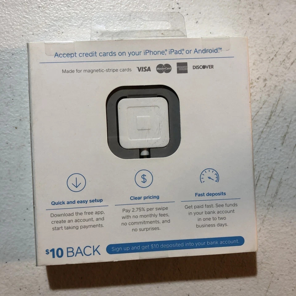 Square A-PKG-0206-01 Credit Debit Card Reader – White for Phone Use