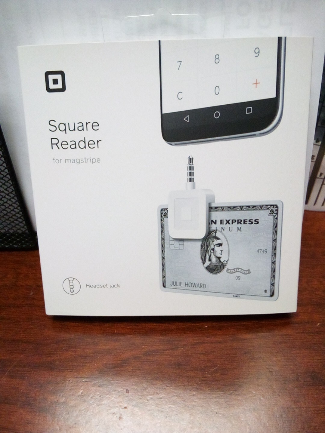 Square Reader Credit Debit Card Magstrip Apple & Android Headset Jack APKG020601