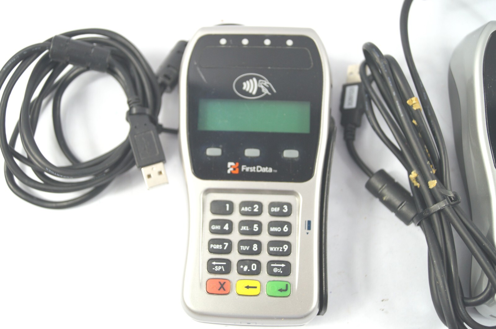 LOT (4) First Data FD-35 Credit Card Reader PinPad 001791064 with USB Cable D122