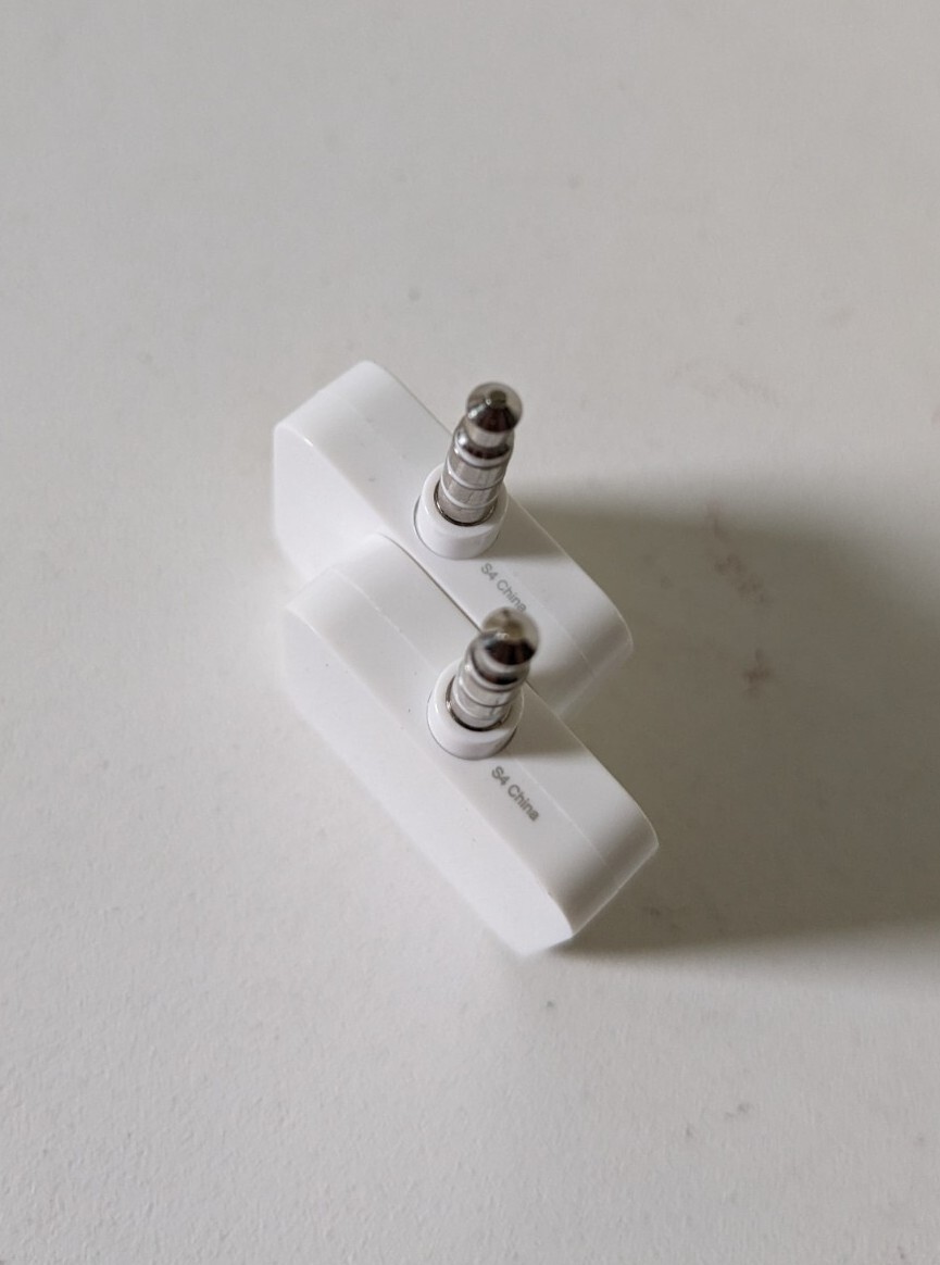 Lot Of 2 Square Magstripe Reader – 3.5mm Headphone Connector (Magnetic Swipe)