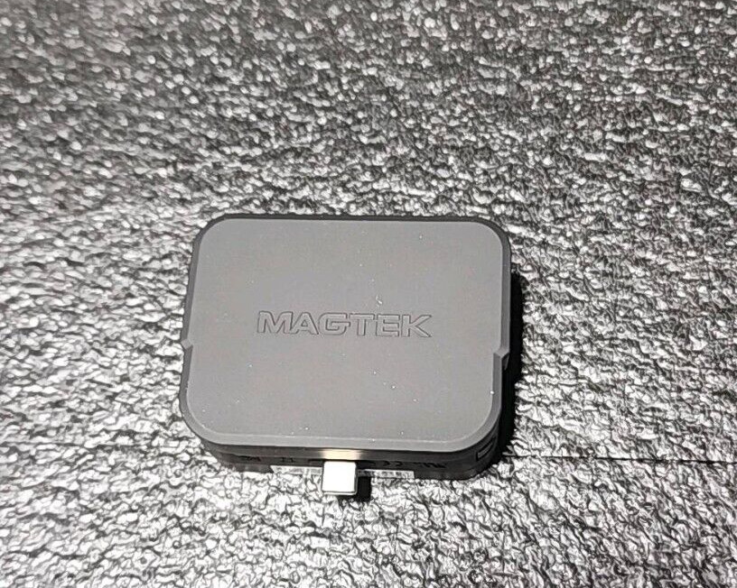 Magtek 21087023 iDynamo 6 Secure Card Reader Authenticator Untested
