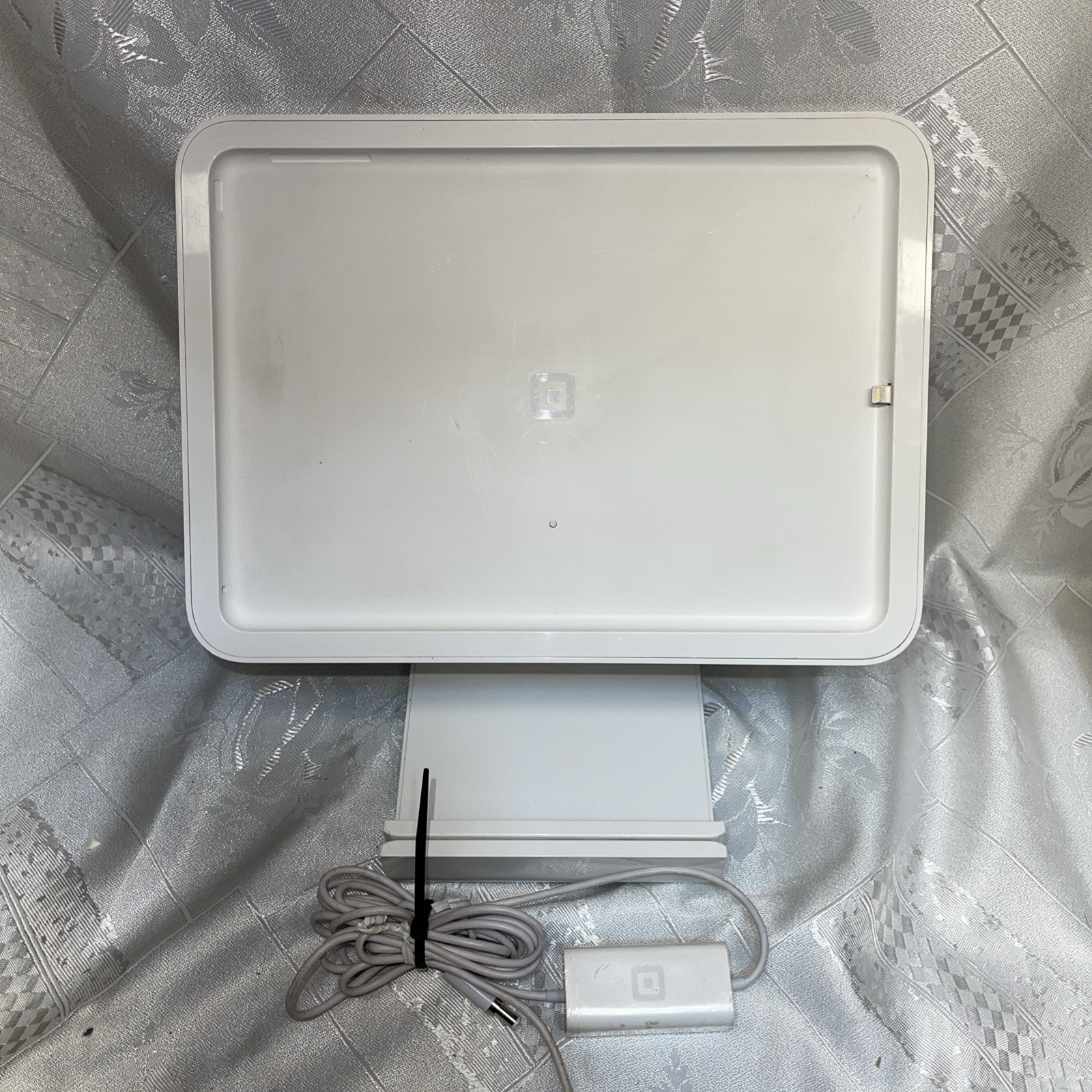 Square Stand for iPad – White Model #S025