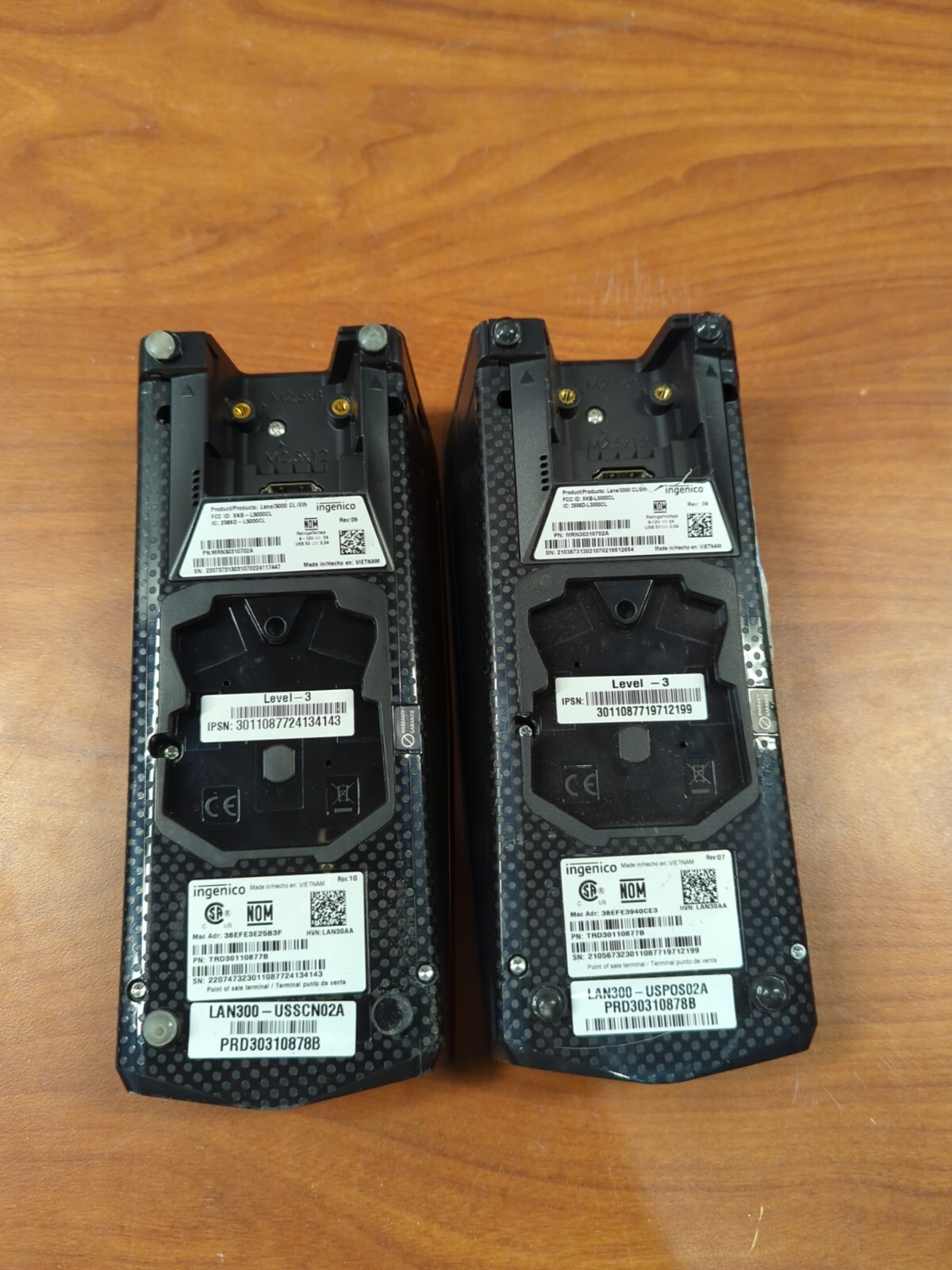 LOT OF 2 Ingenico Lane 3000