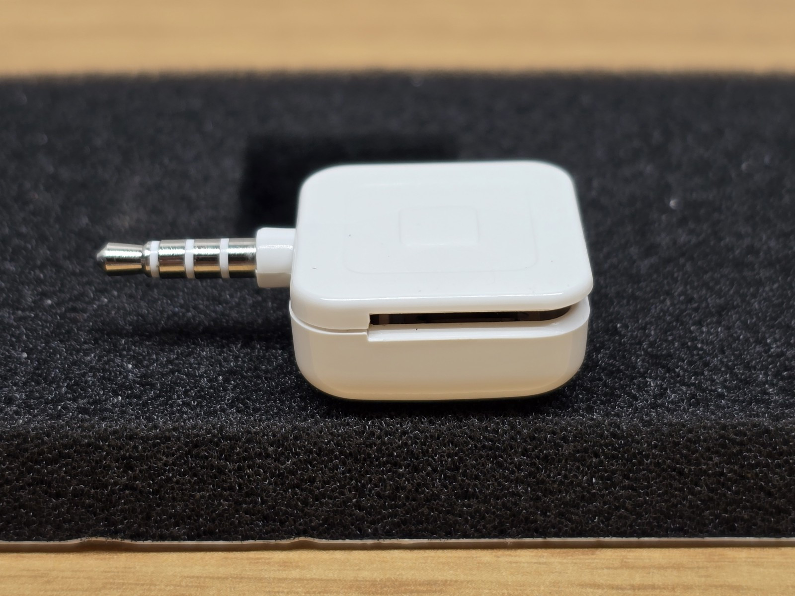 Square Credit Card Reader For Magstrip 3.5mm Plug-In