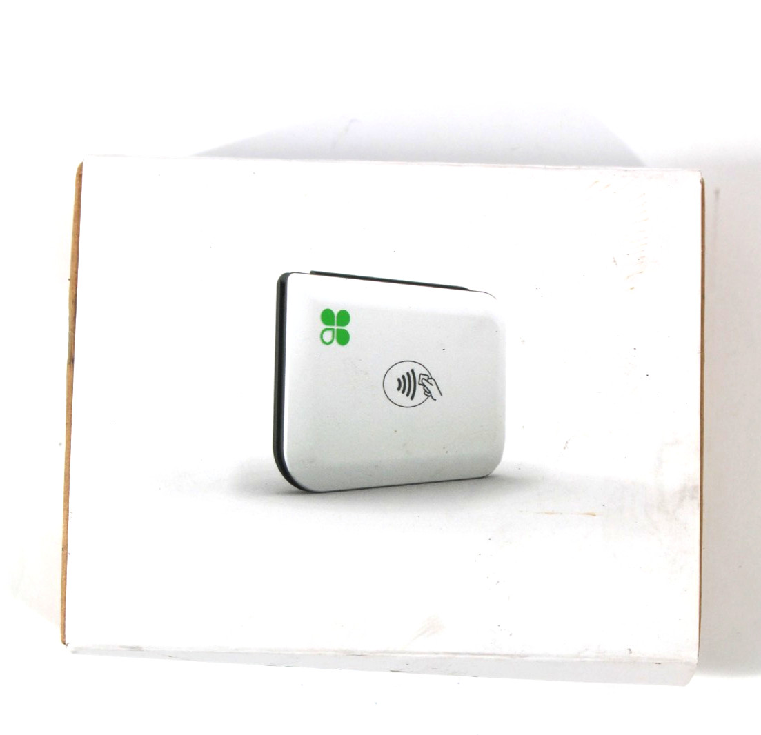 Clover Go V3 Contactless Credit Card Chip Reader White C600 New in Box