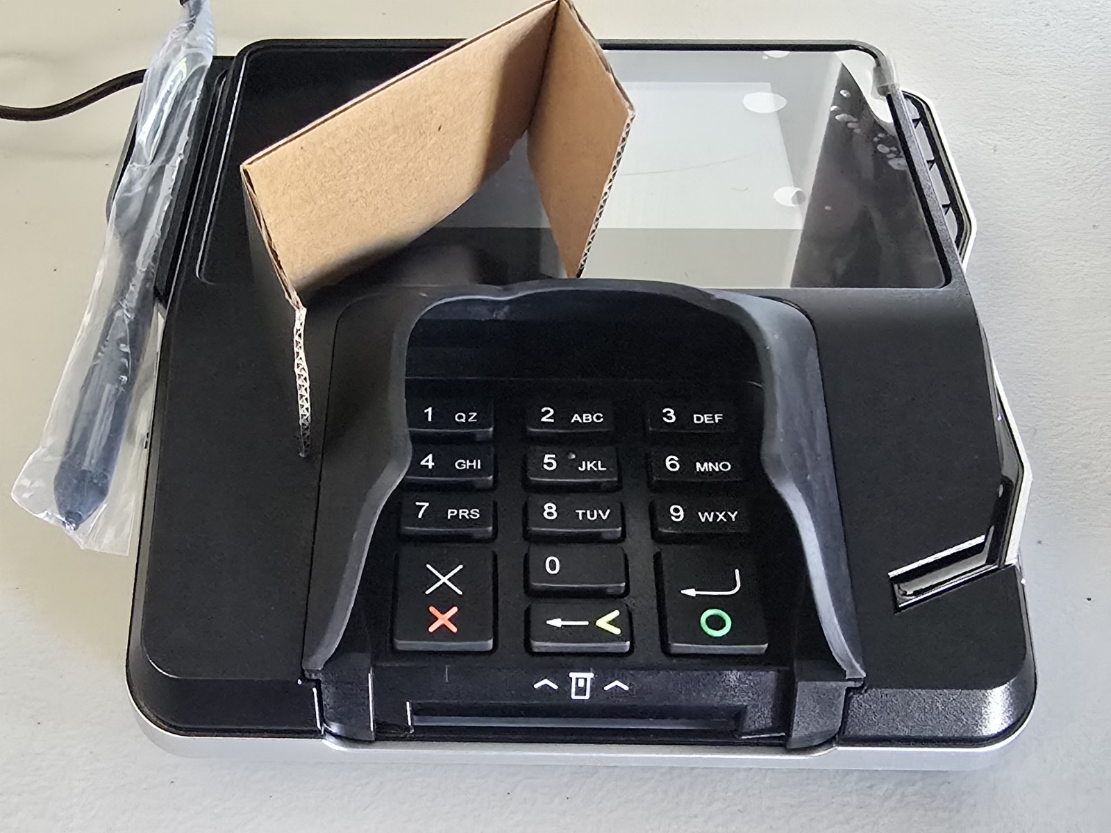 New VeriFone MX 915 Credit Card Pinpad Payment Terminal M177-409-01-R Sealed