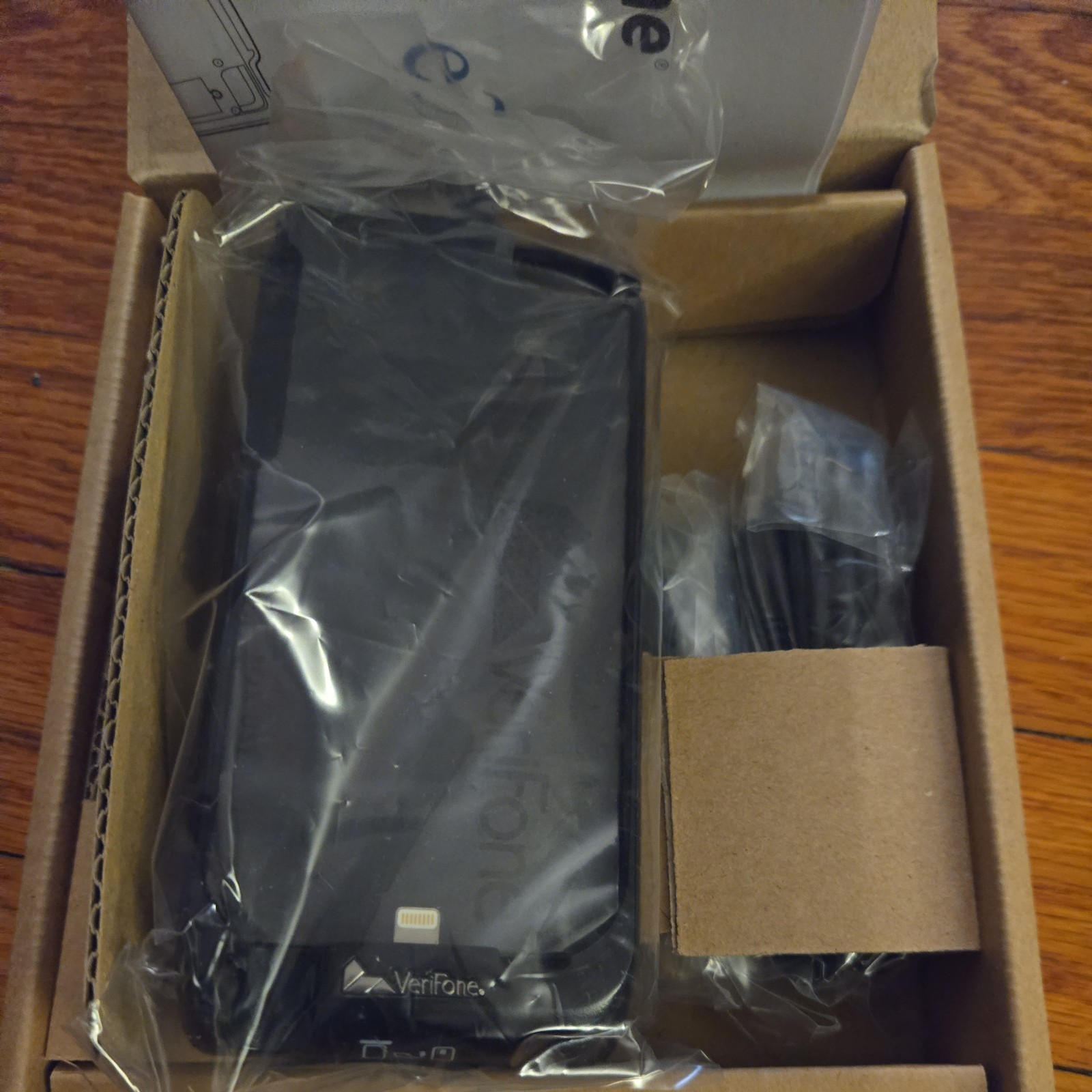 VERIFONE PAYWARE E315M IPHONE 5 IPOD MOBILE BARCODE CC TERMINAL M087-313-10-WWA