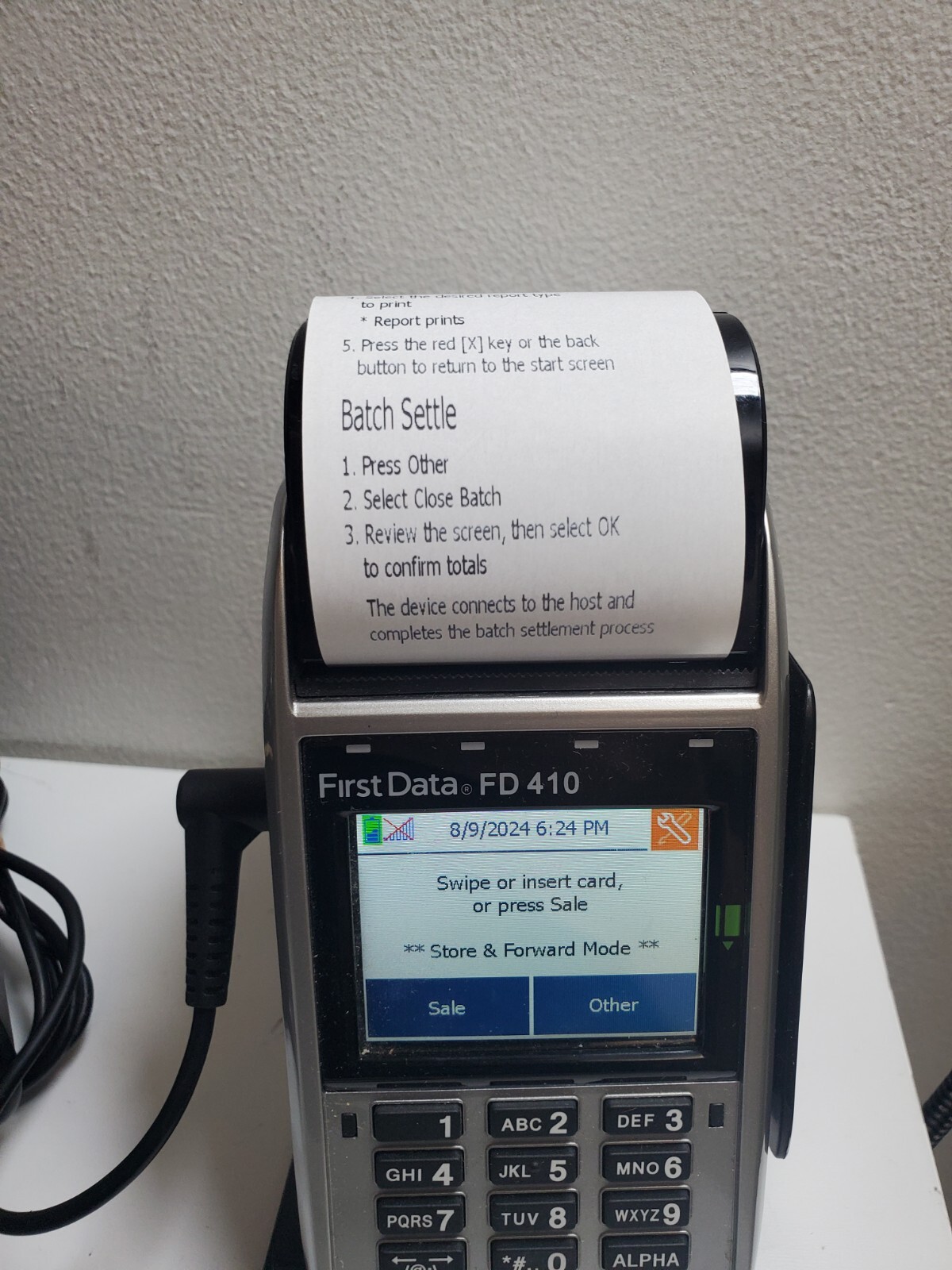 First Data FD-410 Credit Card Machine w/ Power Supply & Battery -Working!