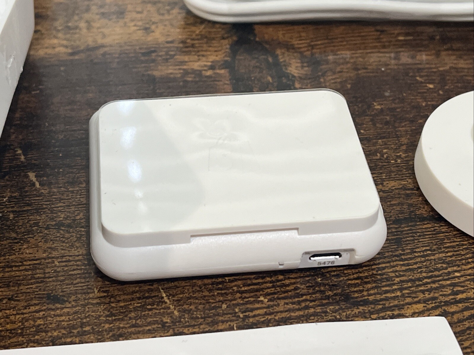 Shopify Chip and Swipe Credit Card Reader White Model S1701 Excellent Condition