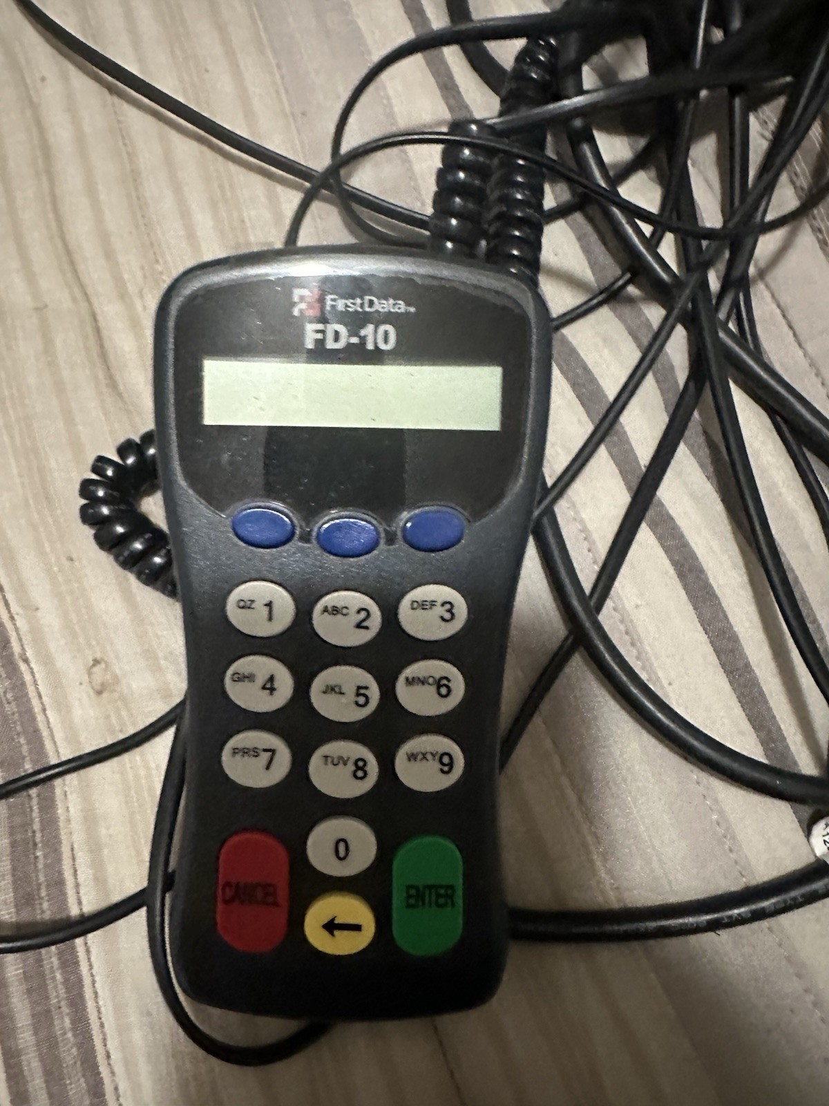 First Data FD100 TI and Fd10 Pin Pad￼ used with all wires connectors