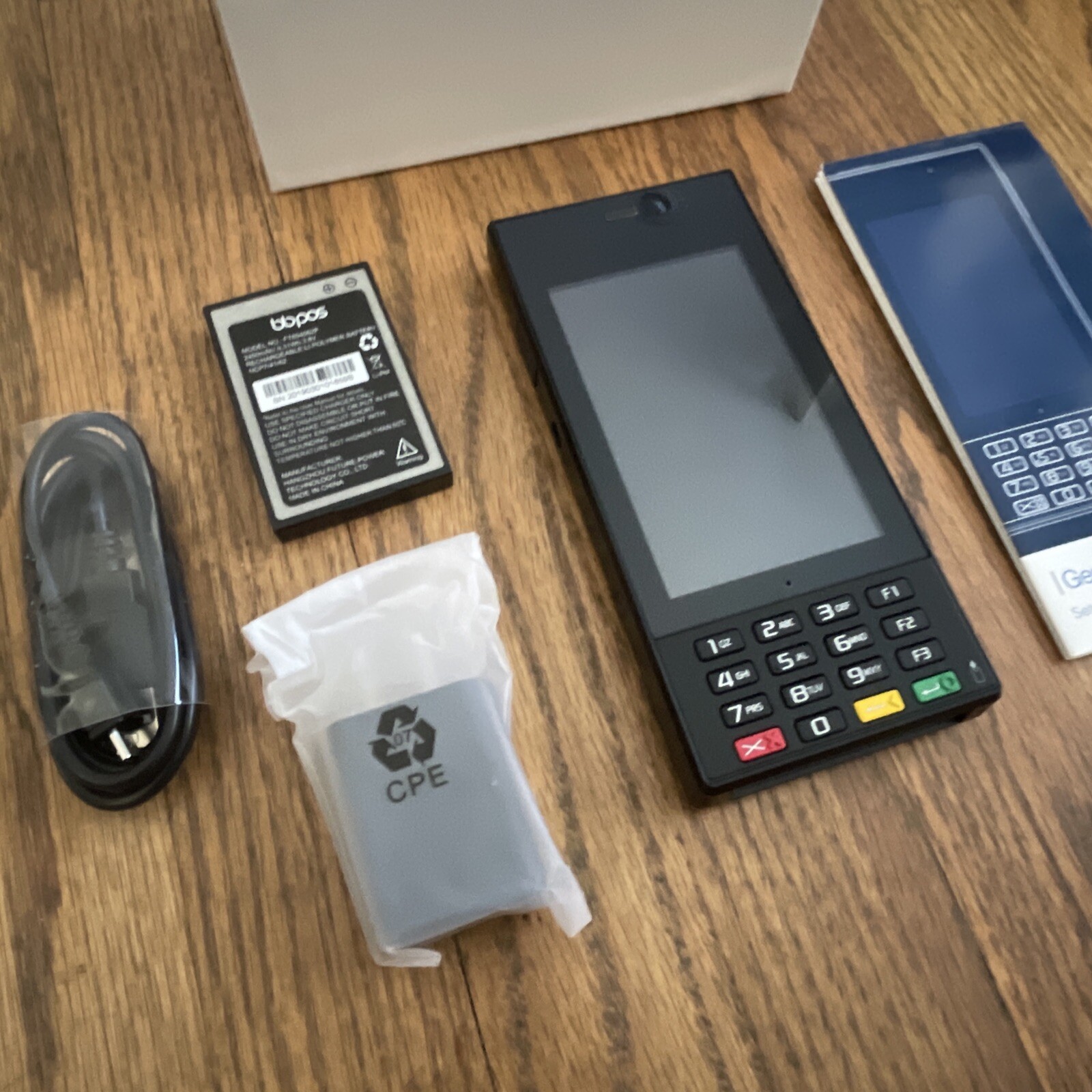 Genius Powered by BBPOS Wireless Hand Held Device Credit Card Reader POS