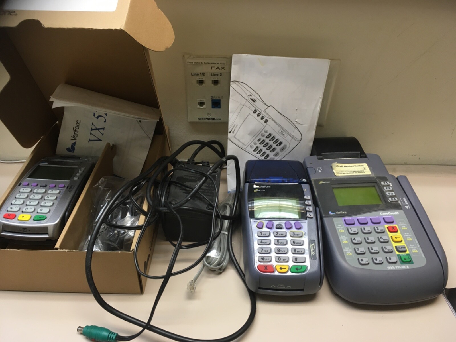 VeriFone Vx520 EMV IP Dial / CTLS – used Verifone Omni 3750 & 3300 CC Terminal