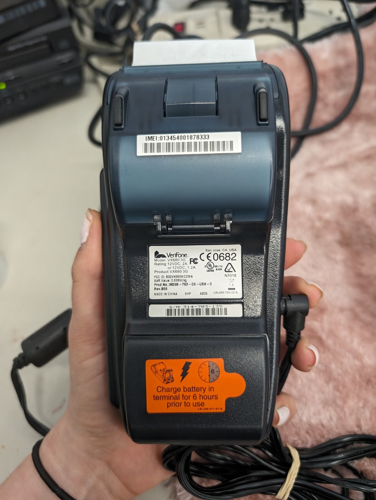 Verifone VX 680 3G Silver Handheld Wireless Bluetooth Credit Card Terminal
