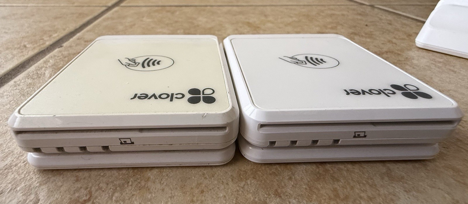 LOT OF 2 Clover GO RP-457 Contactless Card Reader |White | Mobile POS w 1 Dock