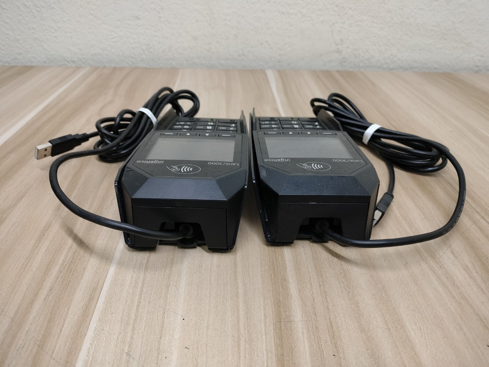 (LOT OF 2) INGENICO LANE/3000 TRD30110877B CREDIT CARD TERMINAL w/ CORD
