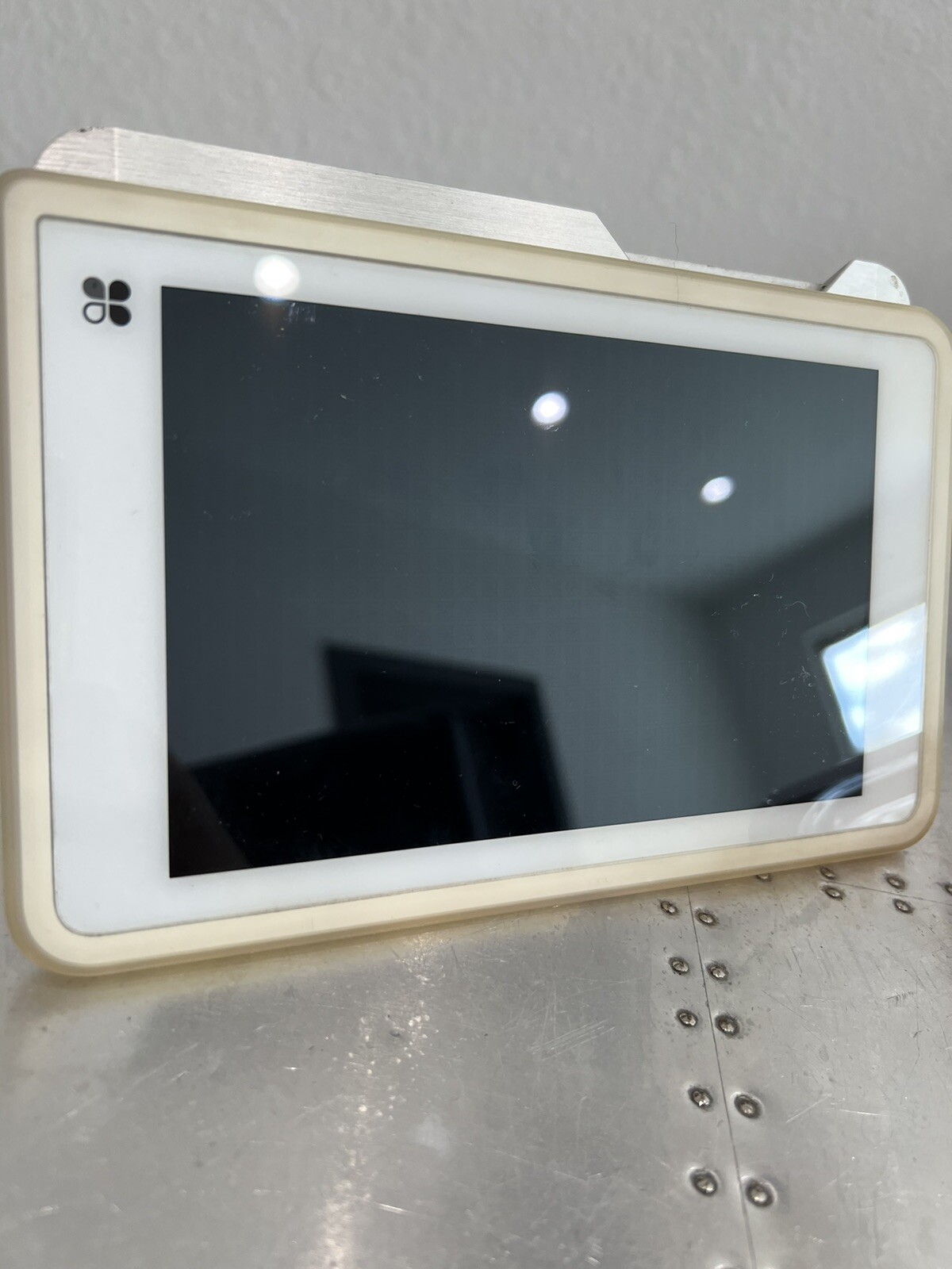 Clover Mobile Station C201 mobile dock AS IS