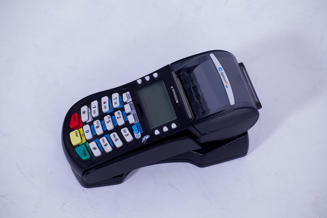 Hypercom Optimum M4230 Wireless Credit Card/ Debit Card Terminal GPRS