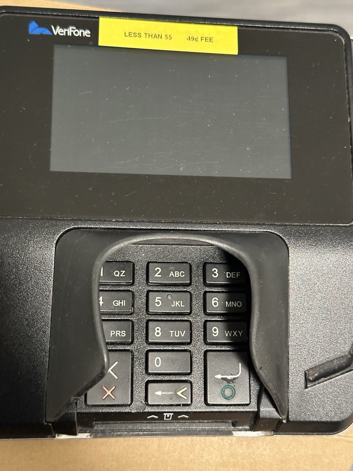 Verifone Credit Card Terminal MX915, Part Number M132-409-01, MX900-02/+Stand